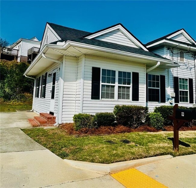 9 Victory St in Gainesville, GA - Building Photo - Building Photo