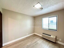 3745 Hospital Rd in Atwater, CA - Building Photo