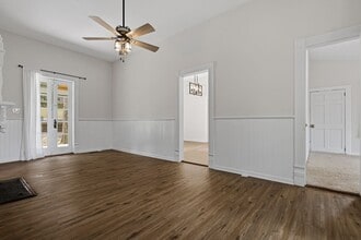 1010 Sandfort Rd in Phenix City, AL - Building Photo - Building Photo