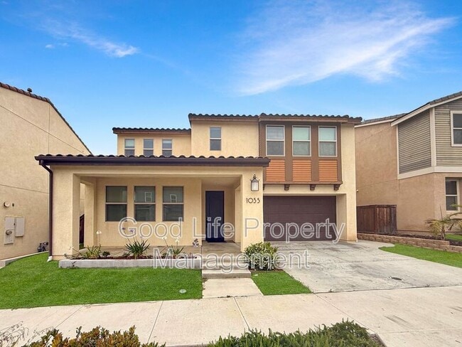 property at 1035 Calle Deceo