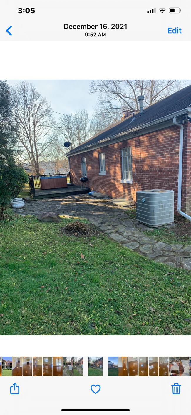 812 Breezemont Dr in Charleston, WV - Building Photo - Building Photo