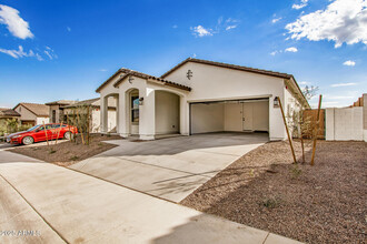 21301 W Roanoke Ave in Buckeye, AZ - Building Photo - Building Photo