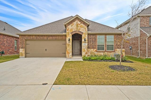 10608 Echo Brk Ln in Aubrey, TX - Building Photo