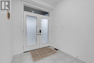 20 Paddington Grv in Barrie, ON - Building Photo - Building Photo