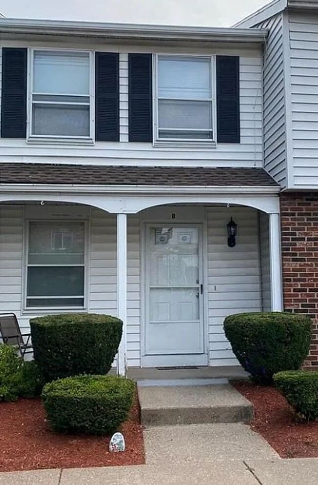 1290 Emerson St in Rochester, NY - Building Photo - Building Photo