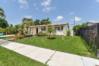 16941 SW 119th Ct in Miami, FL - Building Photo - Building Photo
