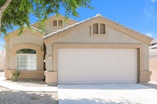 12557 W Mandalay Ln in El Mirage, AZ - Building Photo