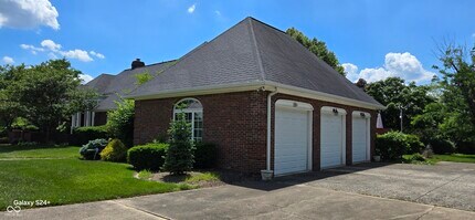 9628 Summerlakes Dr in Carmel, IN - Building Photo - Building Photo