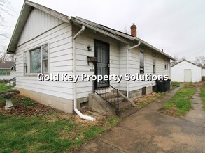 2315 Chase St in Anderson, IN - Building Photo - Building Photo