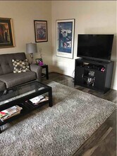 18 Williamsburg Dr in Springfield, MA - Building Photo - Building Photo