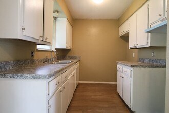 12539 E 20th Pl in Tulsa, OK - Building Photo - Building Photo