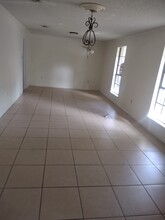 12141 Astolat Ave in Baton Rouge, LA - Foto de edificio - Building Photo