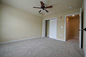 2018 Campbell Rd in La crosse, WI - Foto de edificio - Building Photo