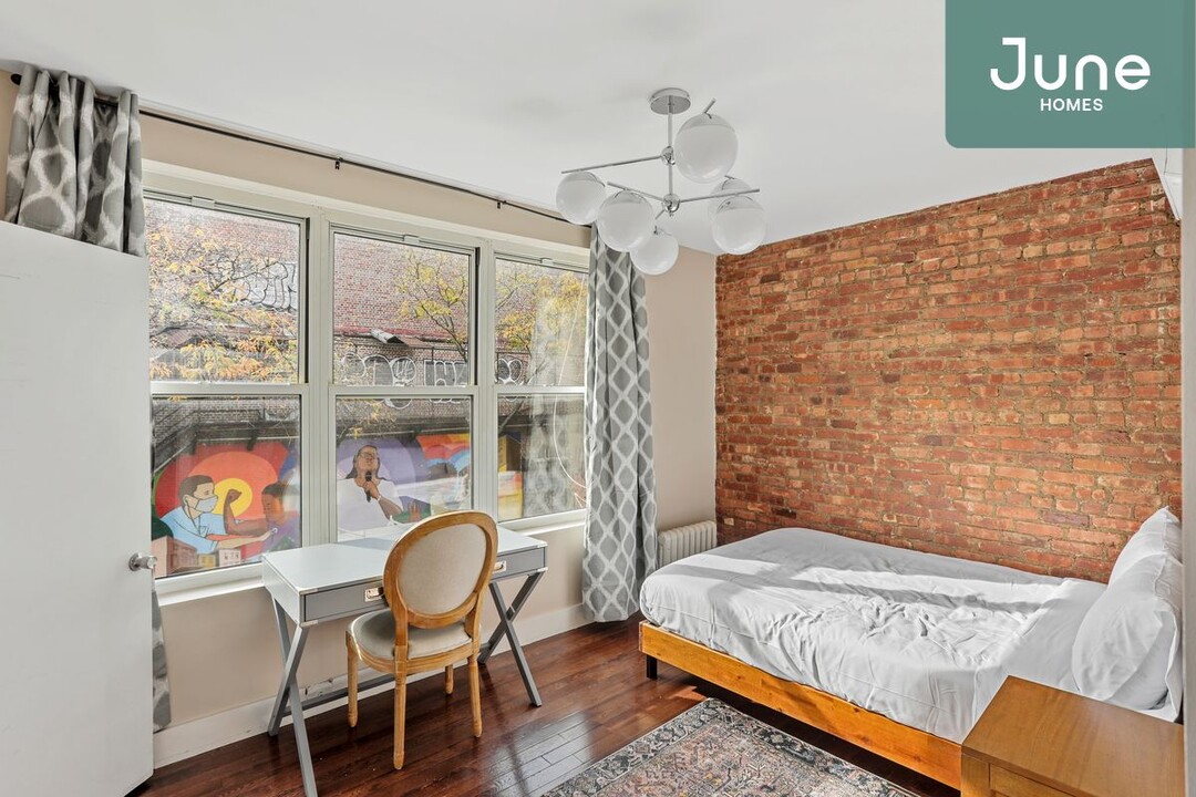 2141 Cortelyou Rd-Unit -A in Brooklyn, NY - Building Photo