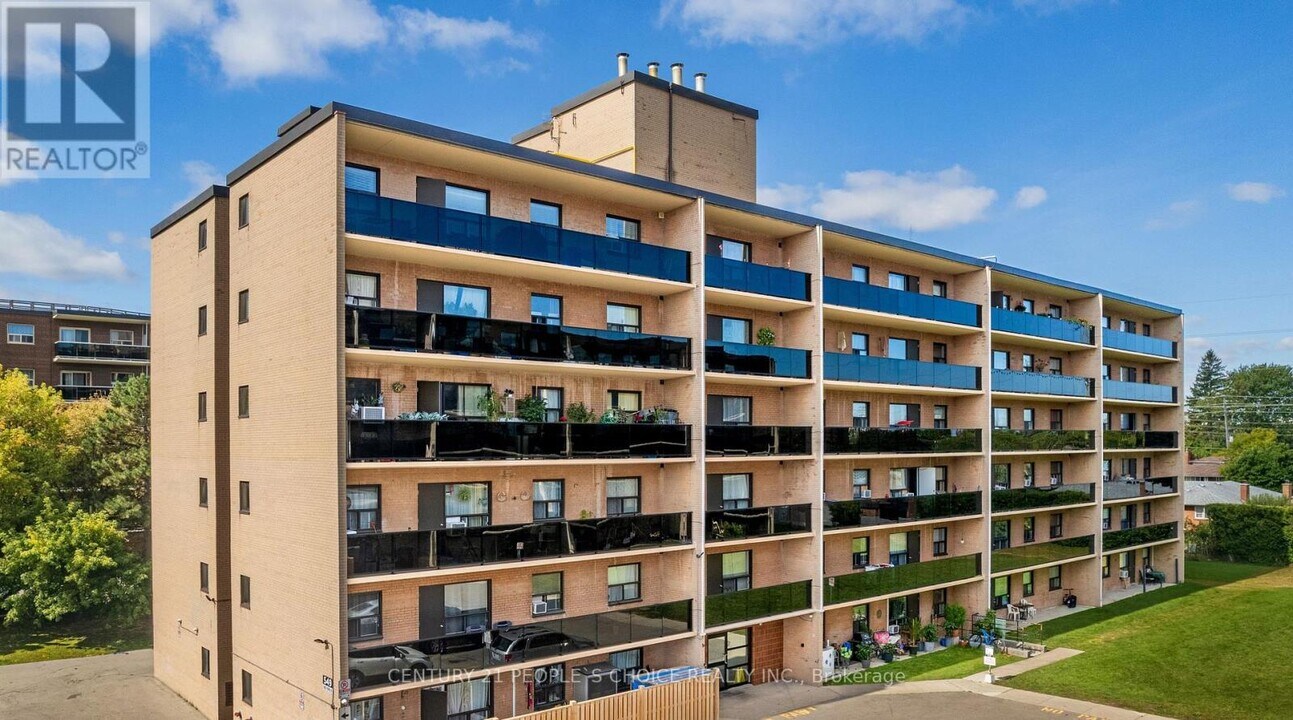 573 N Service Rd in Mississauga, ON - Building Photo