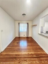 3158 Cloverhurst Dr in East Point, GA - Building Photo - Building Photo