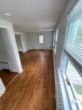 40 W Grant St, Unit B in Woodstown, NJ - Building Photo - Building Photo