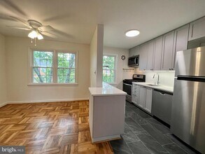 6511 Potomac Ave in Alexandria, VA - Building Photo - Building Photo