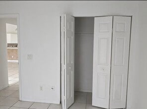 1031 Abrams Blvd, Unit One side duplex in Lehigh Acres, FL - Building Photo - Building Photo