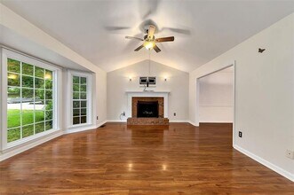 718 Players Ct in Woodstock, GA - Building Photo - Building Photo