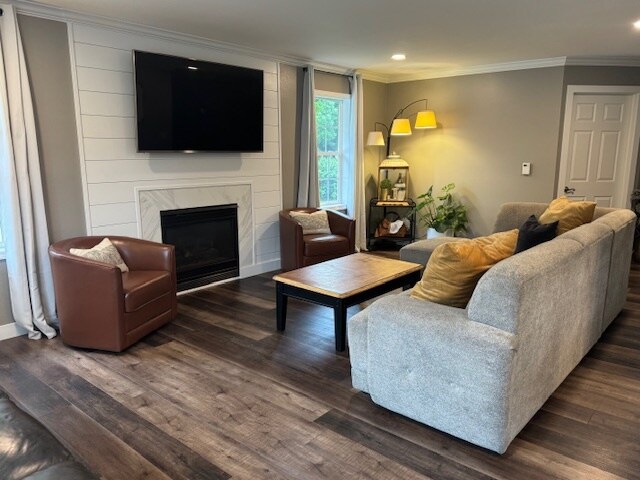 property at 807 Pheasant Run Rd