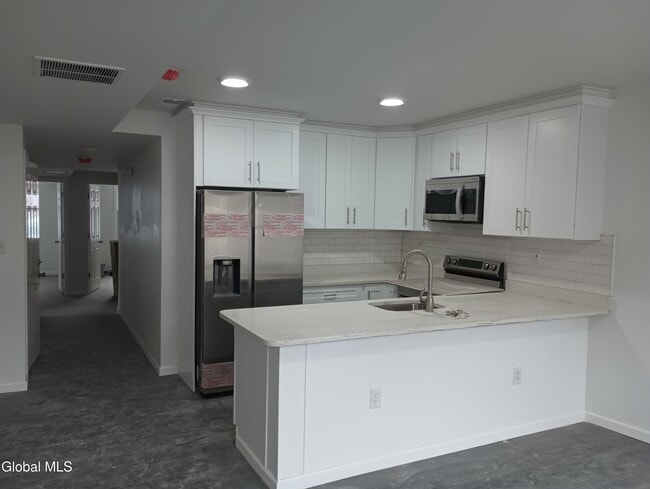 199 Lark St in Albany, NY - Foto de edificio - Building Photo