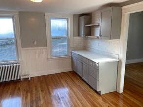 82 Brantwood Rd in Worcester, MA - Building Photo - Building Photo