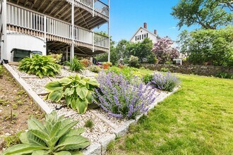17 Lothrop St in Beverly, MA - Building Photo - Building Photo