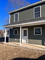 114 Lebanon Rd, Unit 14 in Winterport, ME - Building Photo