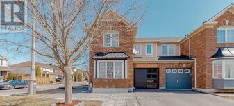 29 Jessop Dr in Brampton, ON - Building Photo