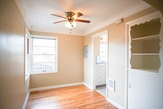 2407 NW Johnson St in Portland, OR - Building Photo - Building Photo