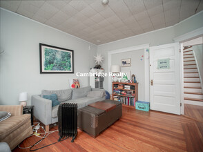 81 Bristol Rd, Unit 2T in Medford, MA - Building Photo - Building Photo
