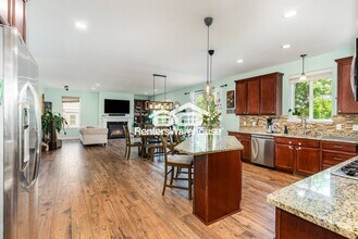 17582 Gerdine Path in Lakeville, MN - Building Photo - Building Photo