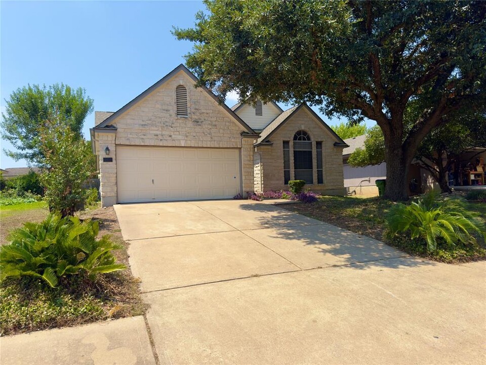 1621 Sundance Dr in Round Rock, TX - Building Photo