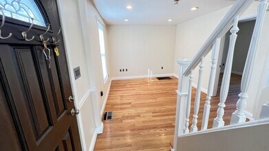 254 Broadway in Lynn, MA - Building Photo - Building Photo