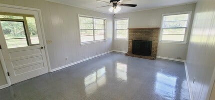 82 Trails End Rd in Quincy, FL - Building Photo - Building Photo