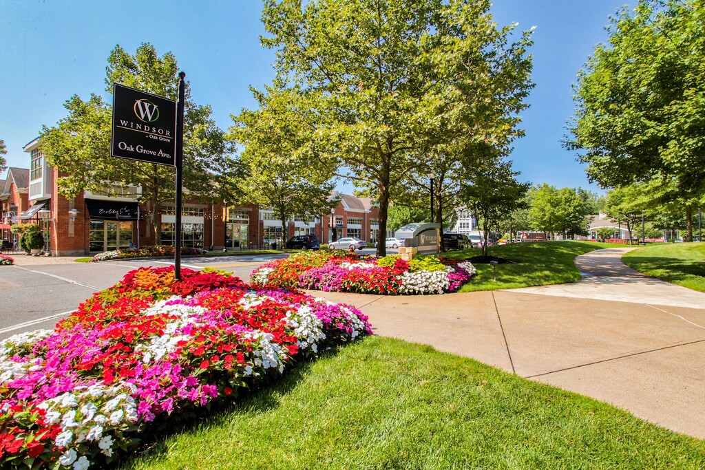 Windsor at Oak Grove Apartments in Melrose, MA