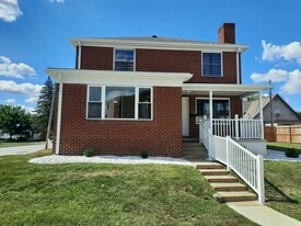 2115 Main St, Unit 2115 in Lafayette, IN - Building Photo