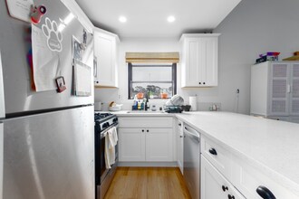 4343 Banning St in San Diego, CA - Building Photo - Building Photo
