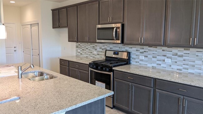 111 Cold Spg Lp in Bastrop, TX - Building Photo - Building Photo