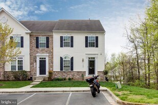 7599 Taunton Ct in Severn, MD - Building Photo