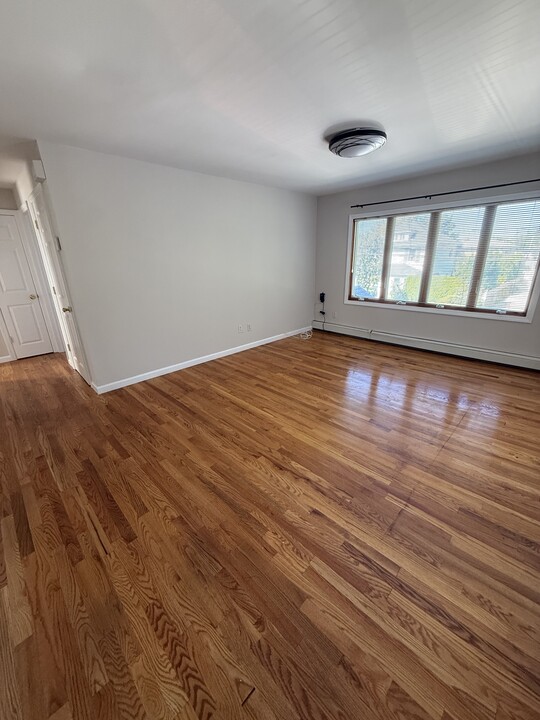 117 Jefferson Ave, Unit 117 in Mineola, NY - Foto de edificio