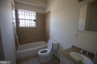 1858 N 16th St in Philadelphia, PA - Building Photo - Building Photo