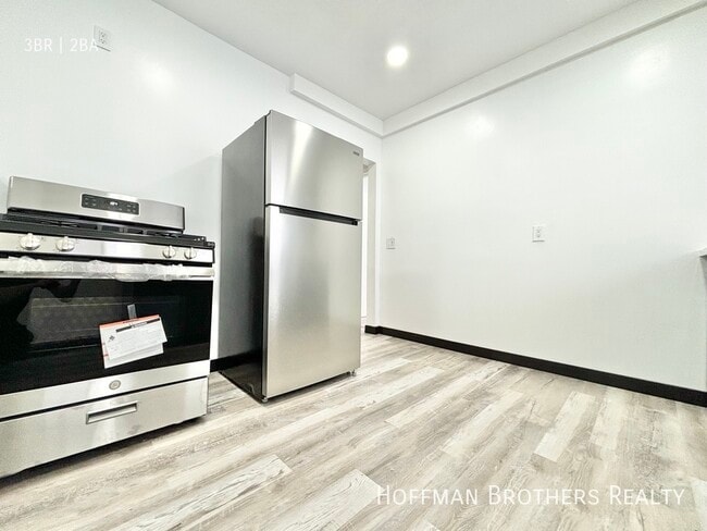 1518 11th Pl, Unit 1/2 in Los Angeles, CA - Building Photo - Building Photo