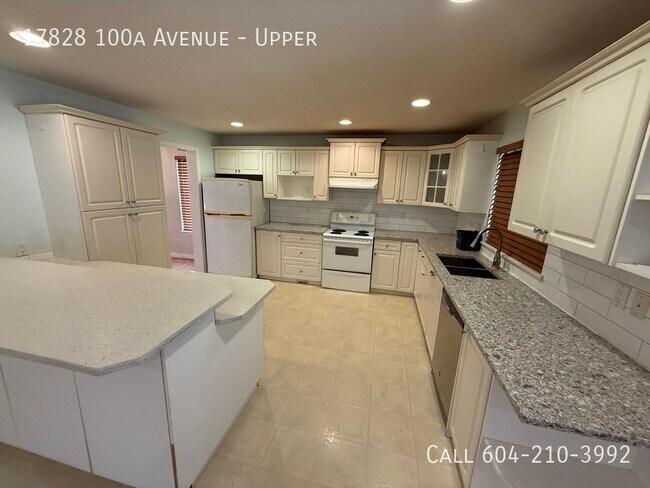 17828-1100a 100a Ave in Surrey, BC - Building Photo - Building Photo