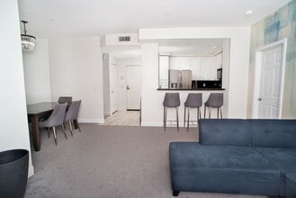 9610 Zelzah Ave in Los Angeles, CA - Building Photo - Building Photo