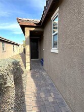 7828 Hamilton Pool Dr in Las Vegas, NV - Foto de edificio - Building Photo