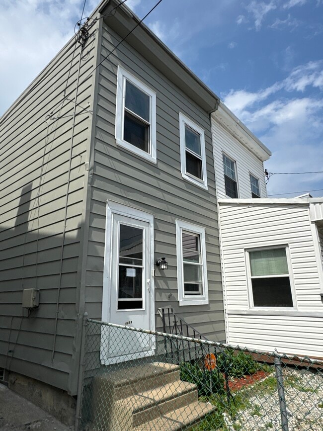 4638 James St in Philadelphia, PA - Building Photo - Building Photo