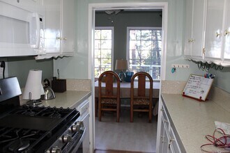 23984 Skyland Dr in Crestline, CA - Building Photo - Building Photo