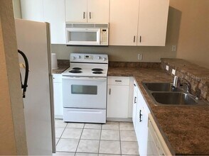 17201 Indian Creek Dr, Unit 17201 in Poinciana, FL - Building Photo - Building Photo